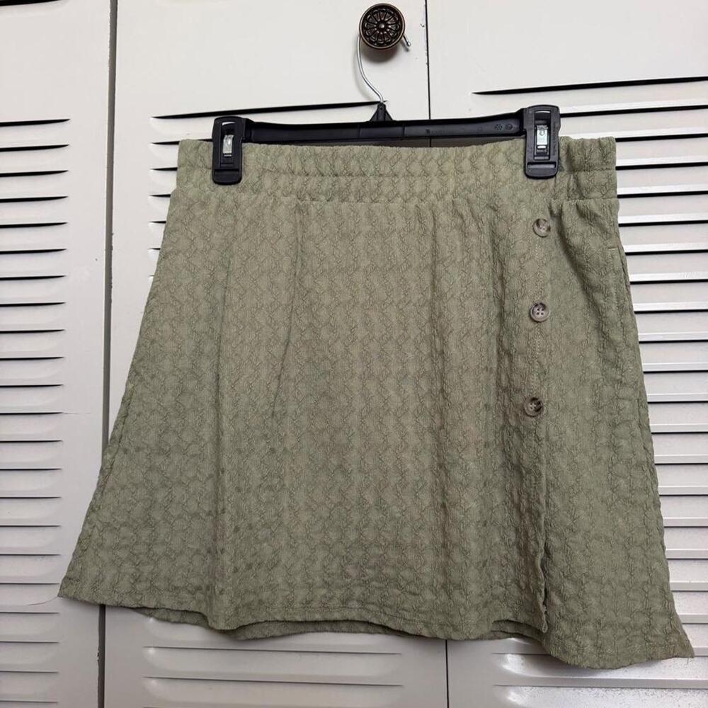 Sage green textured button skort